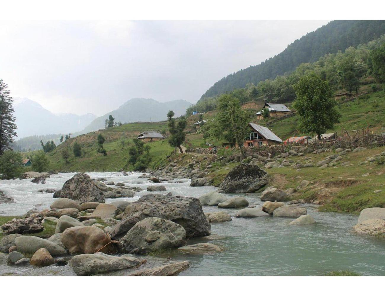 River Front Guest House Aru Pahalgam Islamabad 외부 사진